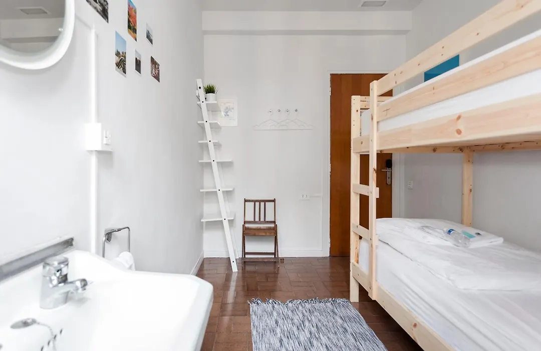 A Room In The City Hostel-1